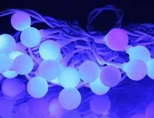 Ghirlanda luminoasa cu sfere albastre 30 LED-uri 4.35m well