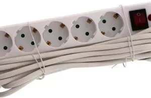 Prelungitor cu protectie la supratensiune 6 prize Schuko 3m 16A 3500W Well